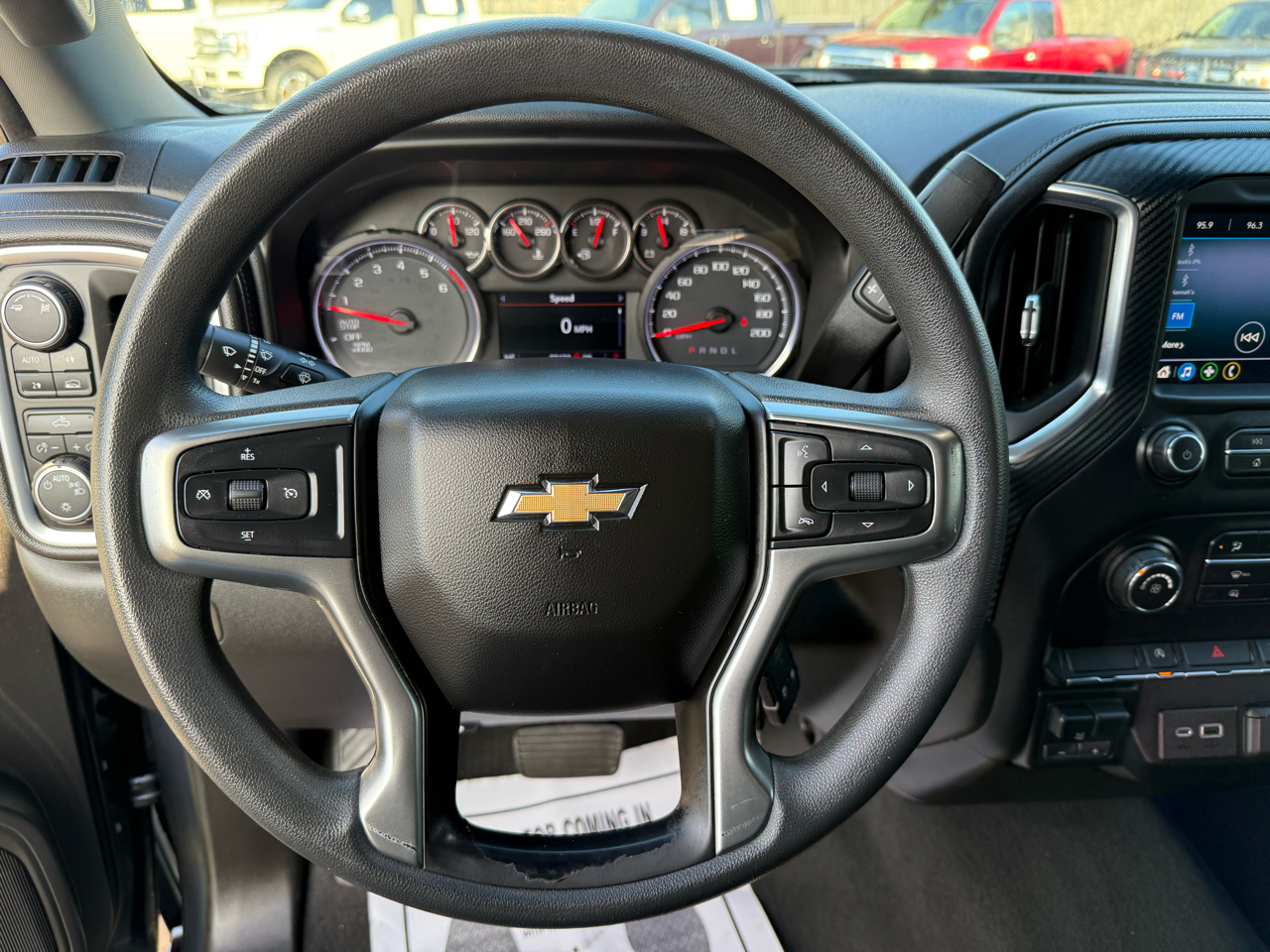 Chevrolet Silverado 1500 4WD Crew Cab 147" LT 2019
