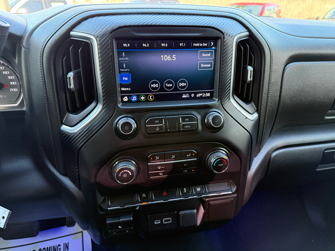 Chevrolet Silverado 1500 4WD Crew Cab 147" LT 2019