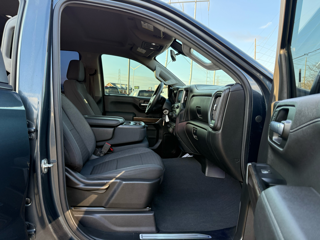 Chevrolet Silverado 1500 4WD Crew Cab 147" LT 2019
