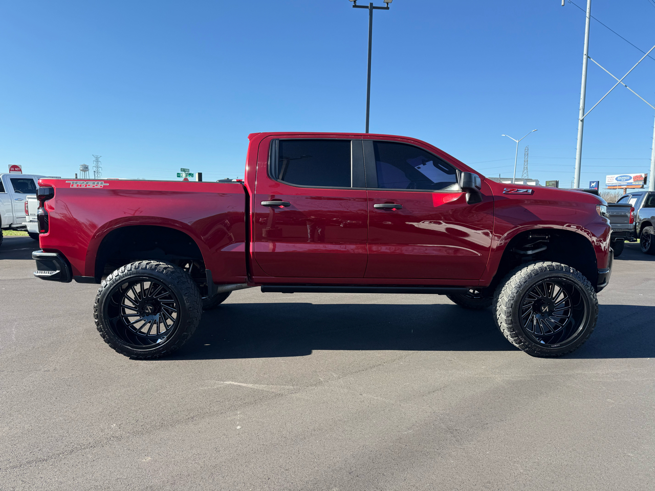 Chevrolet Silverado 1500 4WD Crew Cab 147" Custom Trail Boss 2019