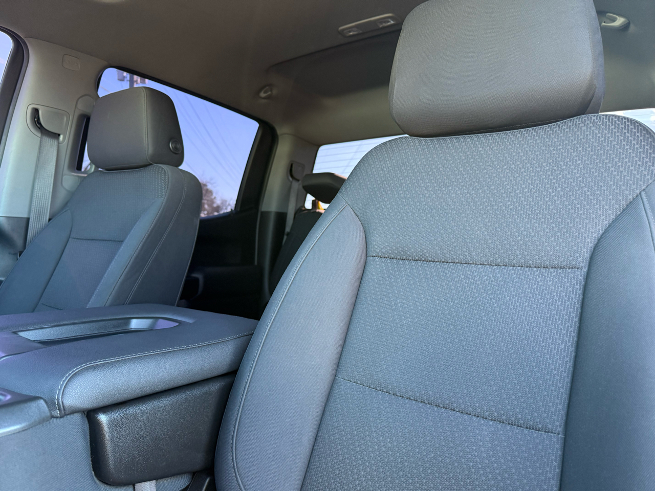 Chevrolet Silverado 1500 4WD Crew Cab 147" Custom Trail Boss 2019