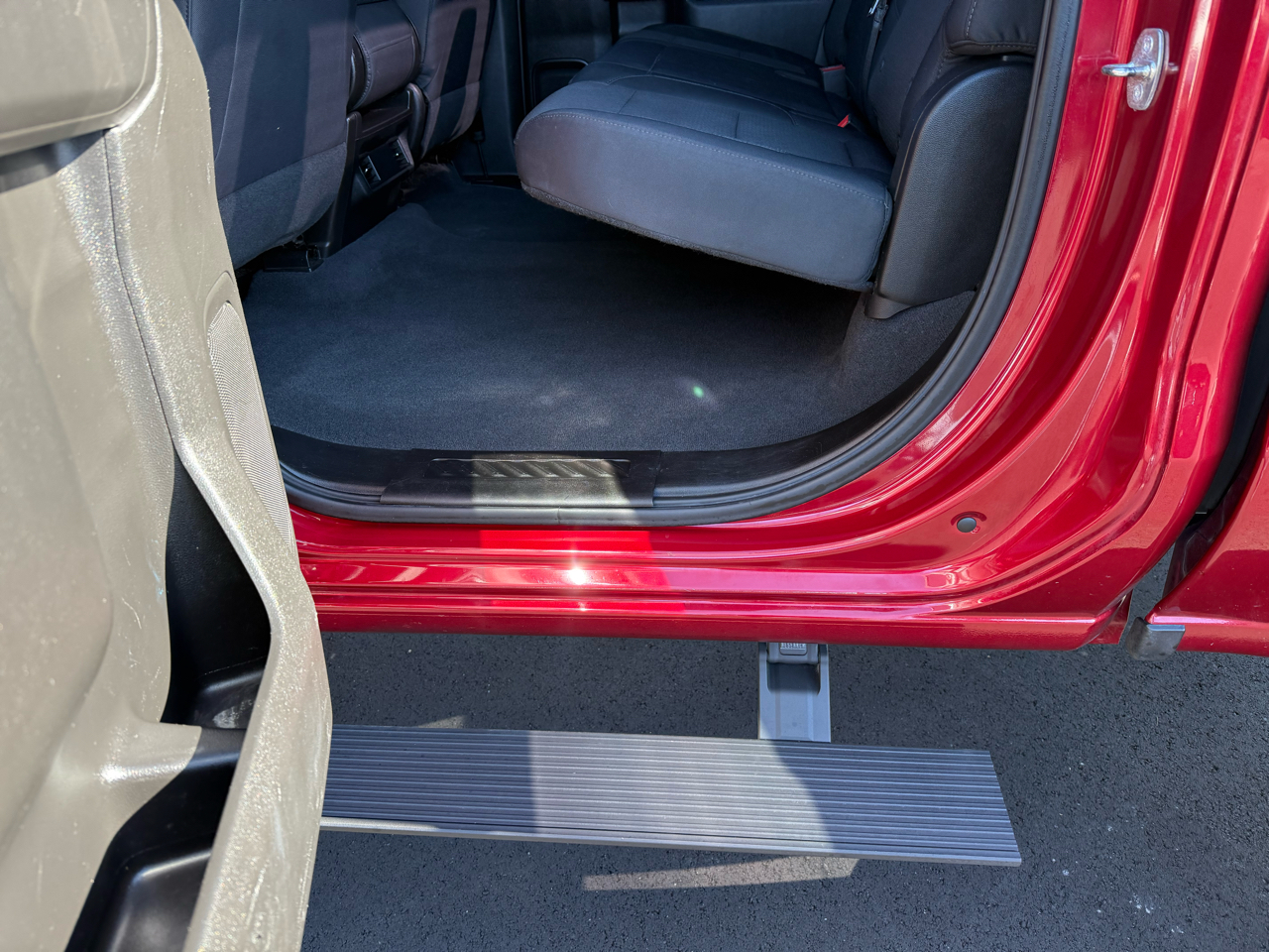 Chevrolet Silverado 1500 4WD Crew Cab 147" Custom Trail Boss 2019