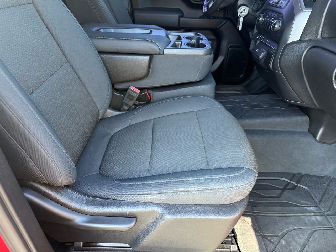 Chevrolet Silverado 1500 4WD Crew Cab 147" Custom Trail Boss 2019