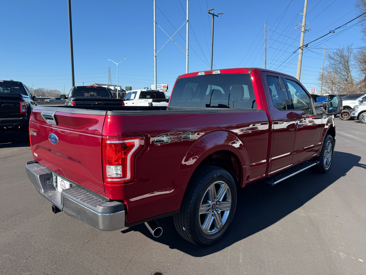 Ford F-150 2WD SuperCab 145" XLT 2017