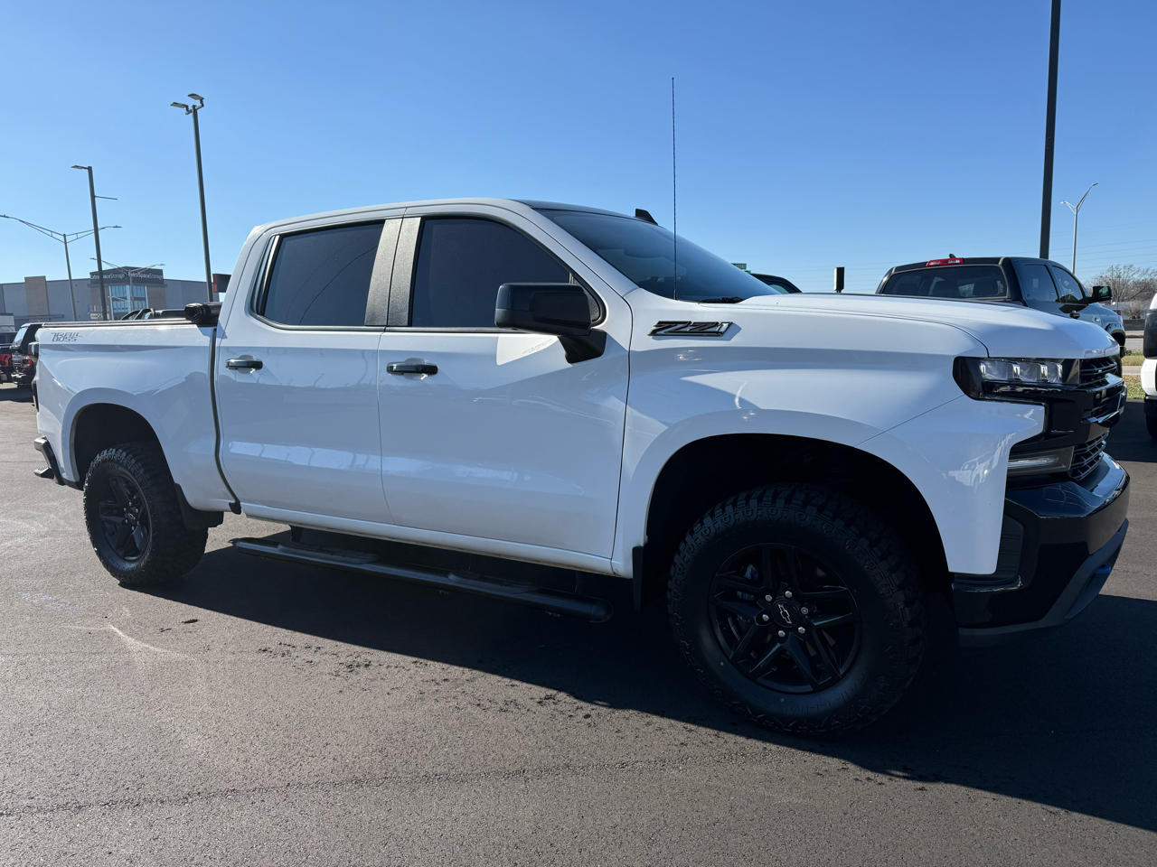 Chevrolet Silverado 1500 4WD Crew Cab 147" LT Trail Boss 2020