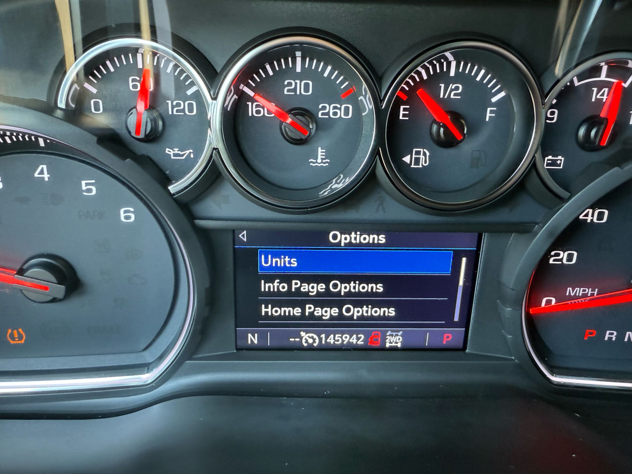 Chevrolet Silverado 1500 4WD Crew Cab 147" LT Trail Boss 2020