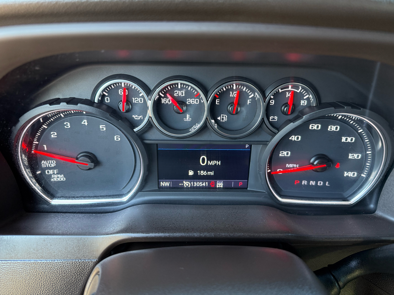 Chevrolet Silverado 1500 LTD 4WD Crew Cab 147" LT w/1LT 2022