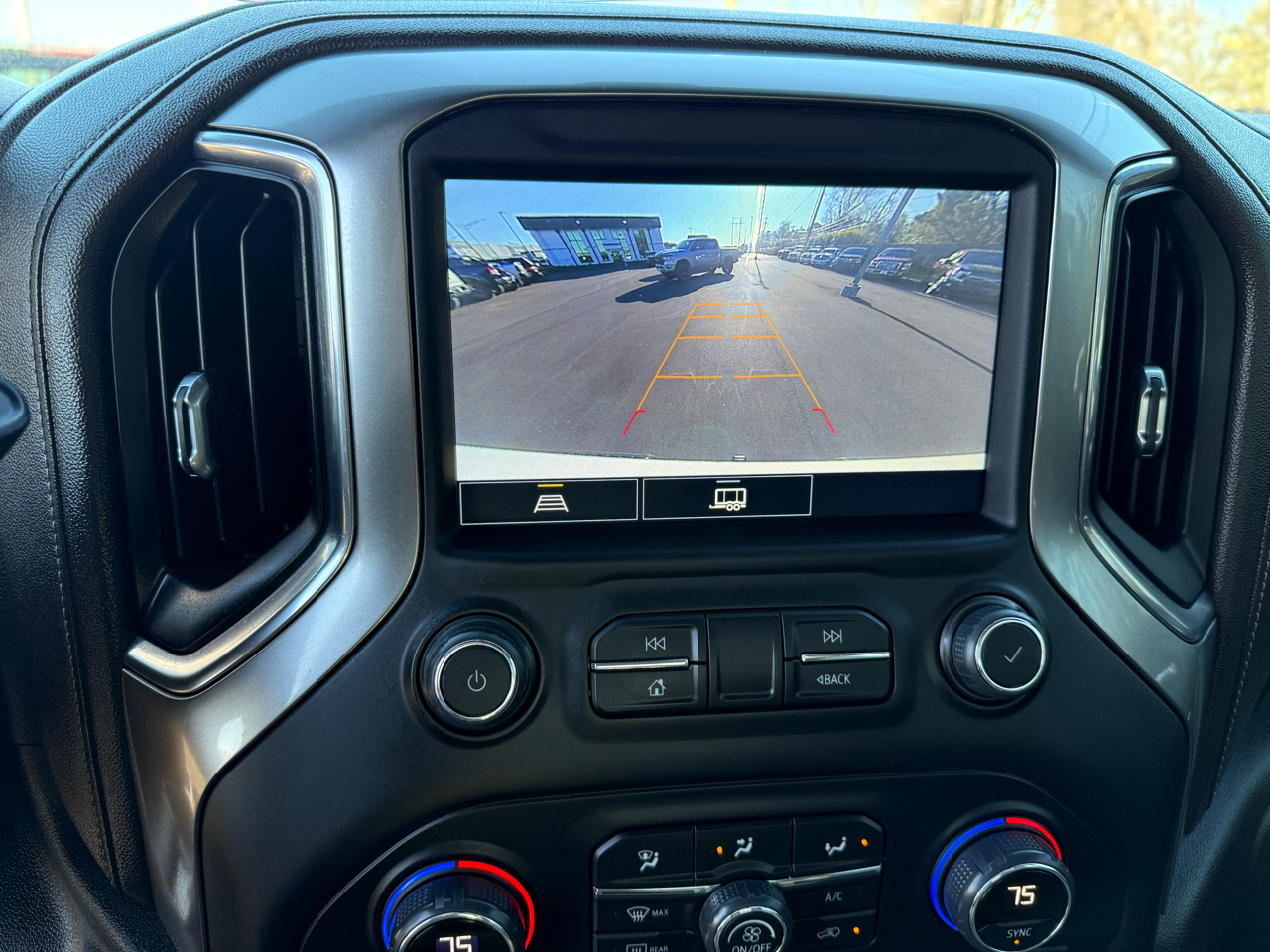 Chevrolet Silverado 1500 LTD 4WD Crew Cab 147" LT w/1LT 2022