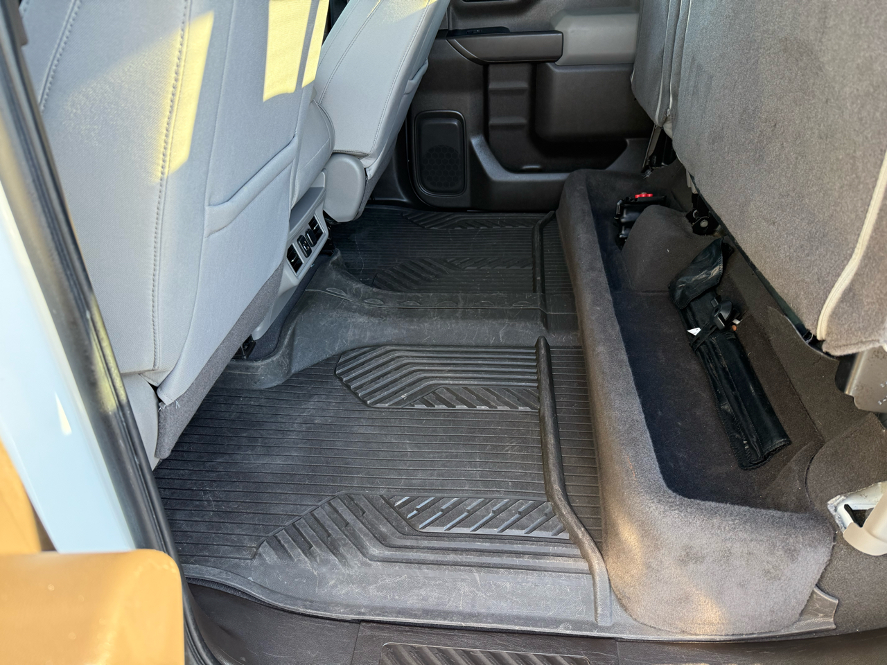 Chevrolet Silverado 1500 LTD 4WD Crew Cab 147" LT w/1LT 2022