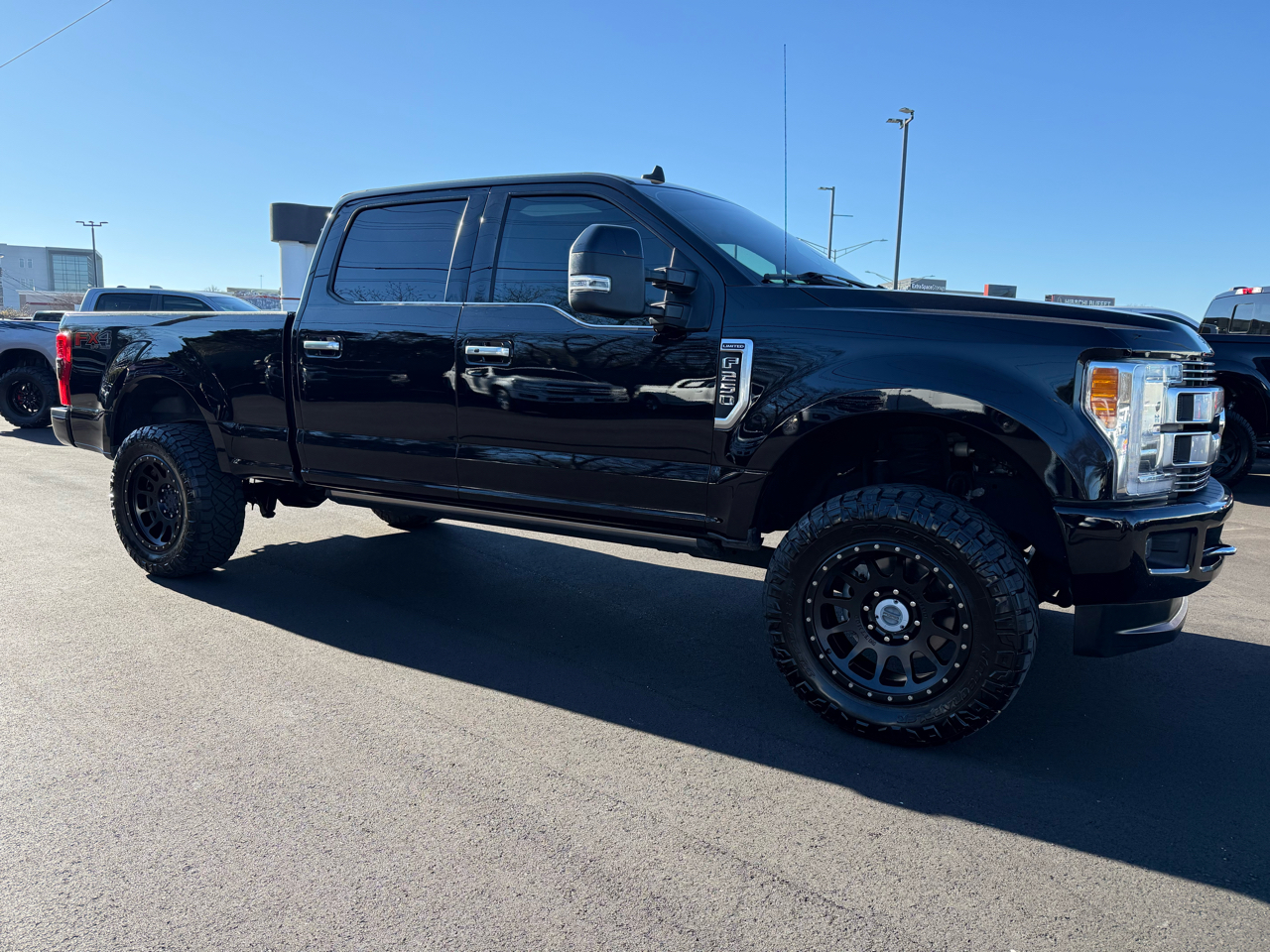 Ford Super Duty F-250 SRW Limited 4WD Crew Cab 6.75' Box 2019