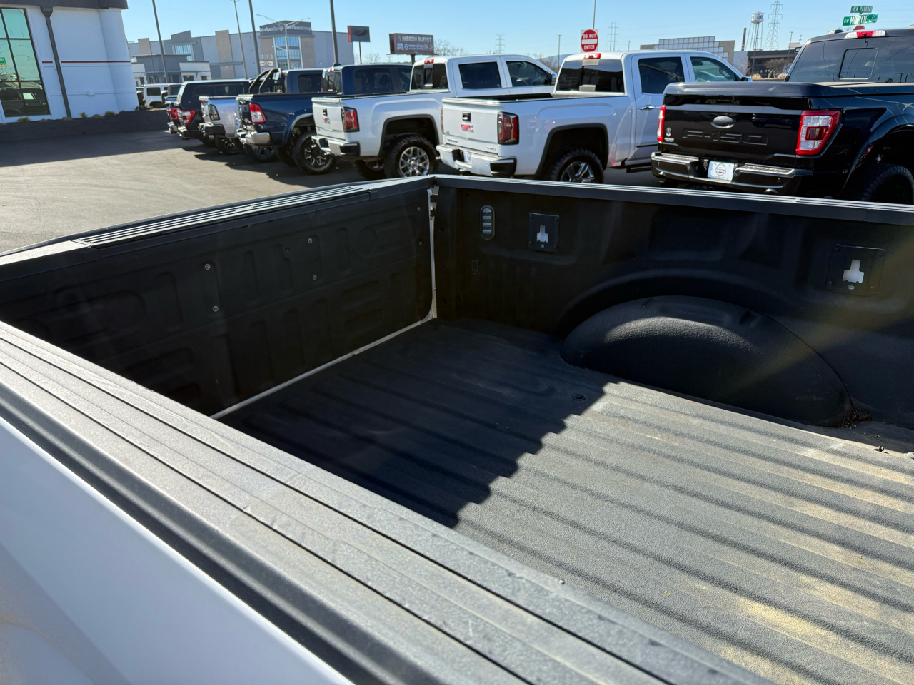 Ford F-150 4WD SuperCrew 139" Lariat 2017