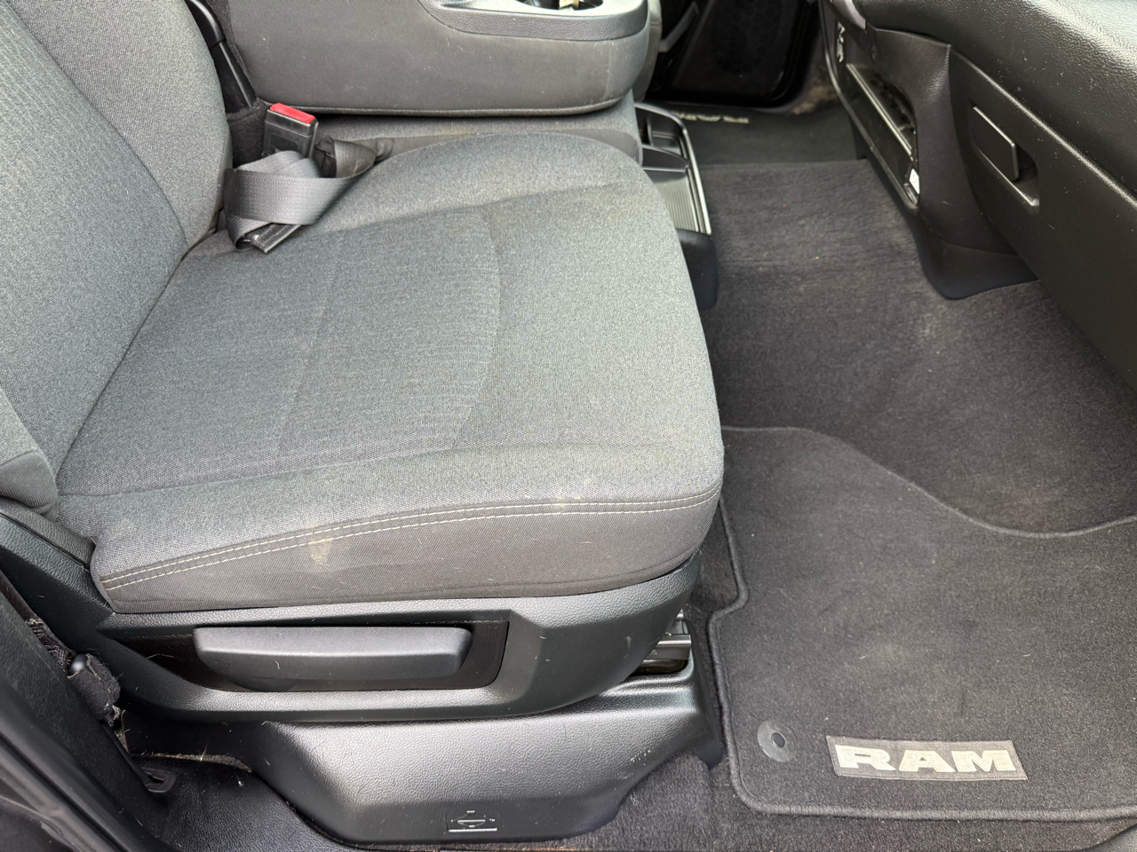 RAM 2500 4WD Crew Cab 149" Tradesman 2019