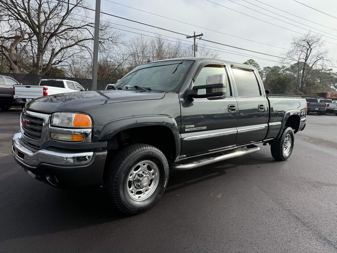 GMC Sierra 2500HD 4WD Crew Cab 153.7" SLT 2005