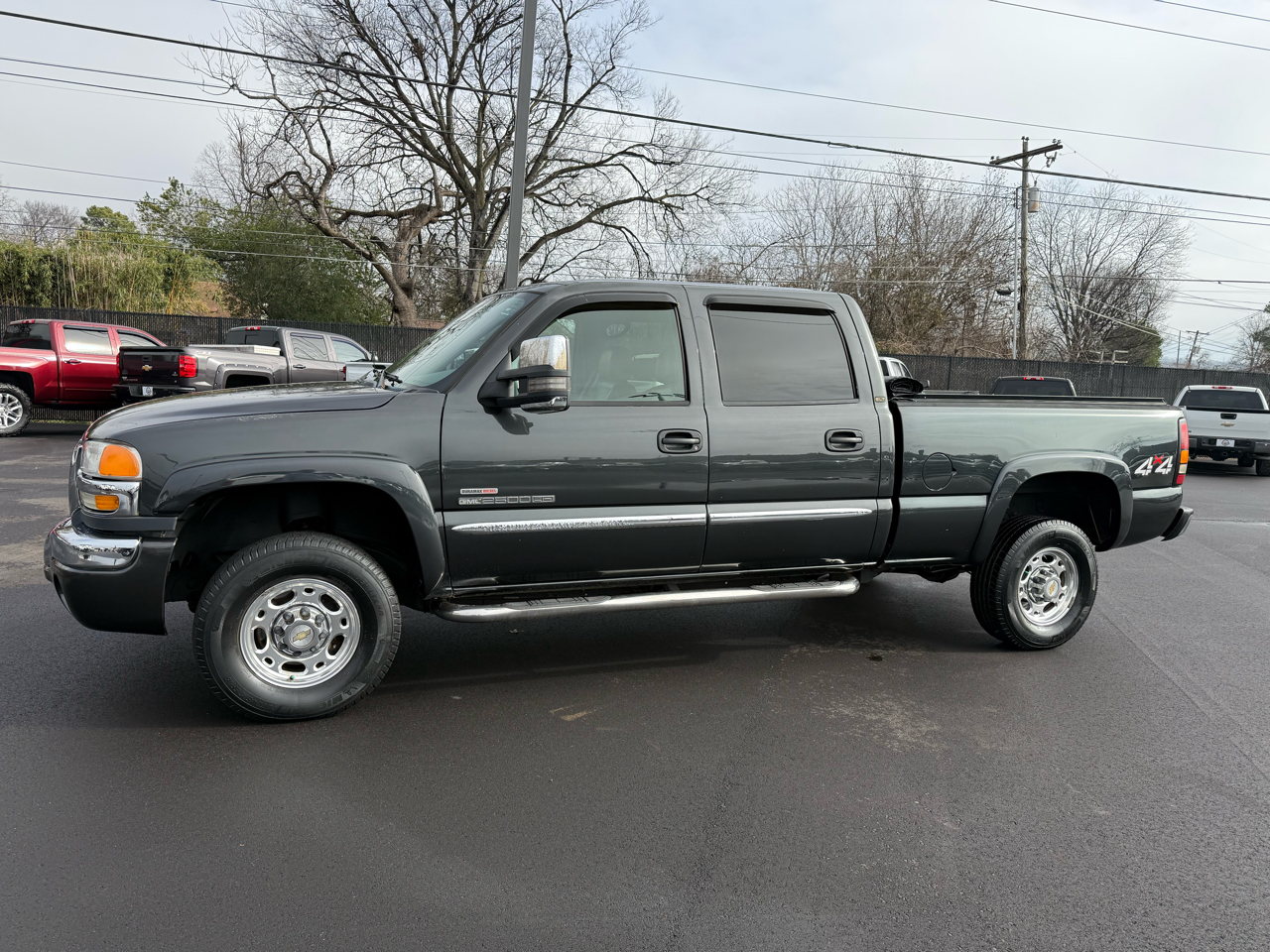 GMC Sierra 2500HD 4WD Crew Cab 153.7" SLT 2005