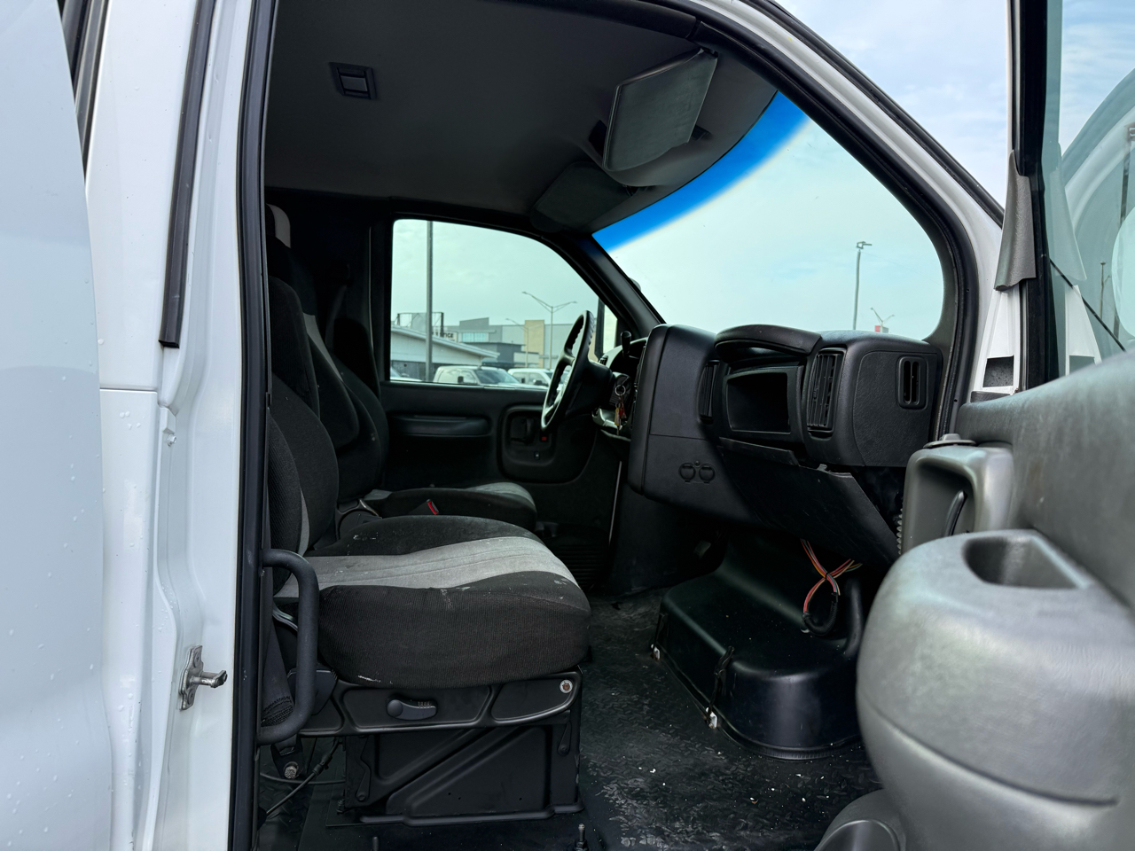 GMC TC4500 Crew Cab 2WD 2006