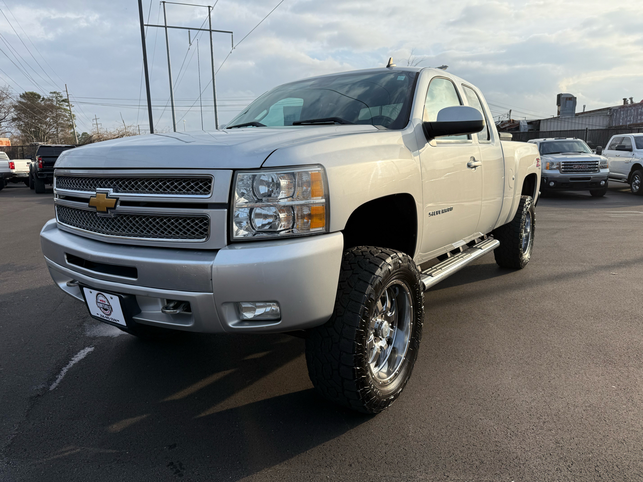 Chevrolet Silverado 1500 4WD Ext Cab 143.5" LT 2013