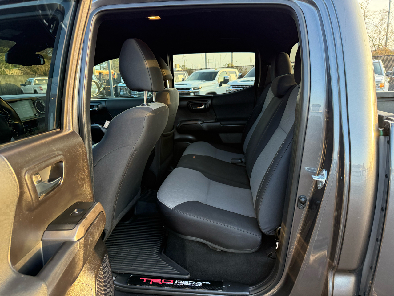 Toyota Tacoma 4WD TRD Off Road Double Cab 5' Bed V6 MT (Natl) 2021