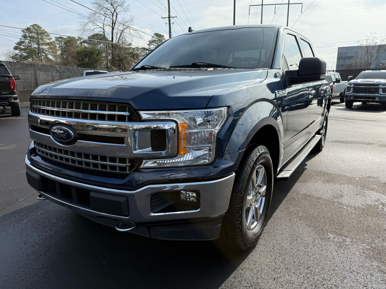 Ford F-150 4WD SuperCrew 139" XLT 2018