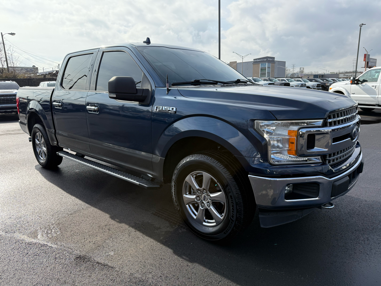 Ford F-150 4WD SuperCrew 139" XLT 2018