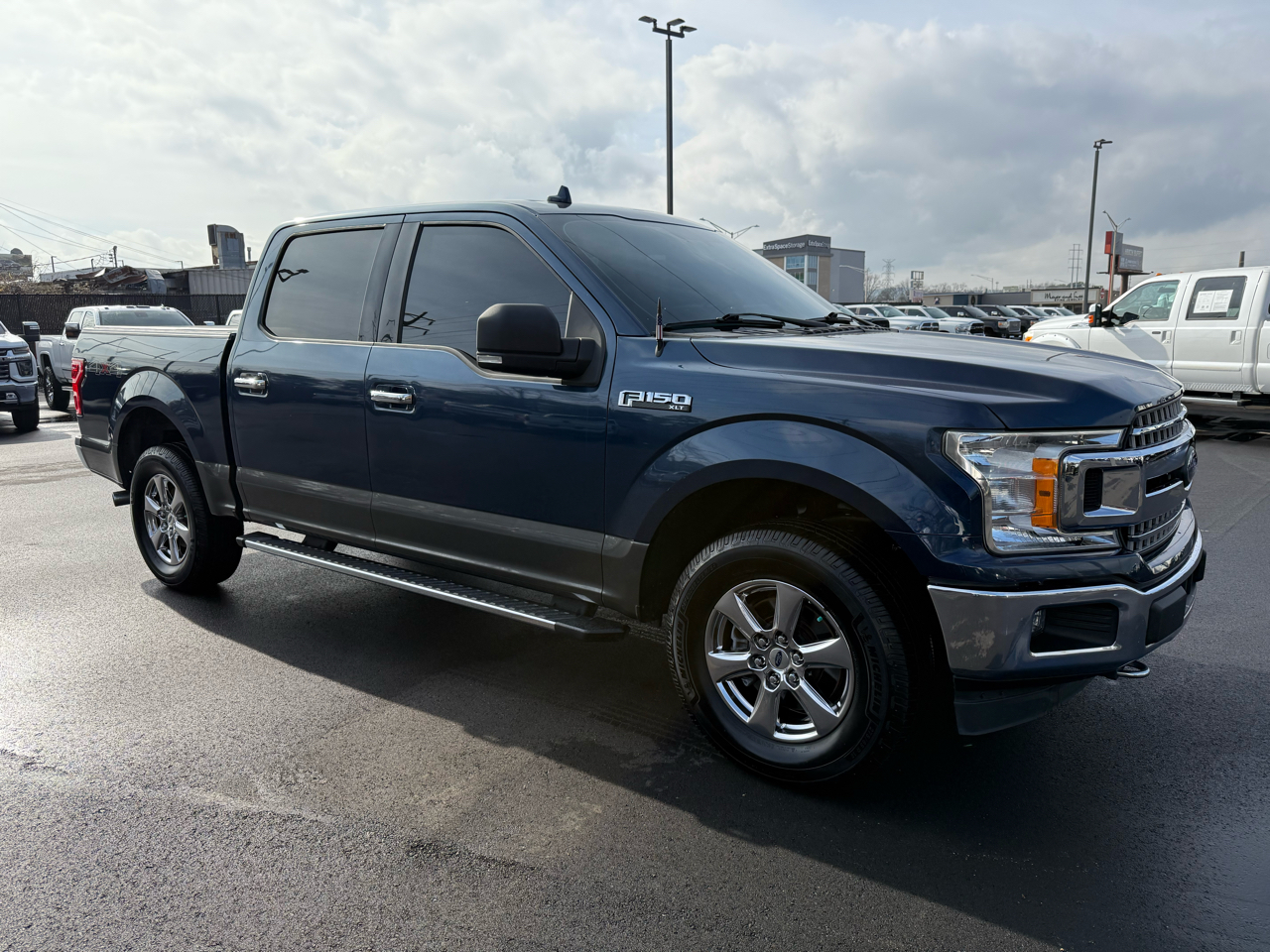 Ford F-150 4WD SuperCrew 139" XLT 2018
