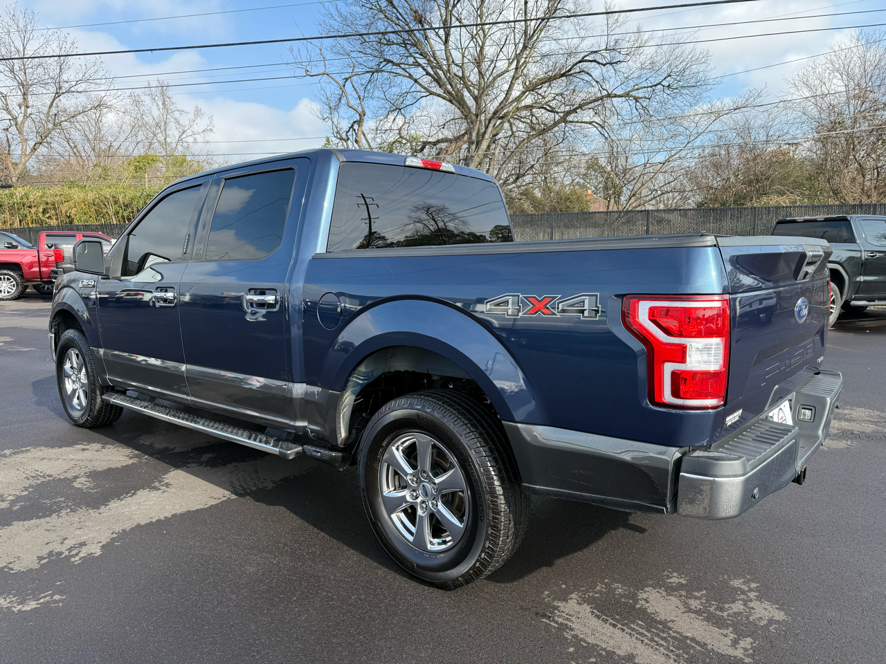Ford F-150 4WD SuperCrew 139" XLT 2018