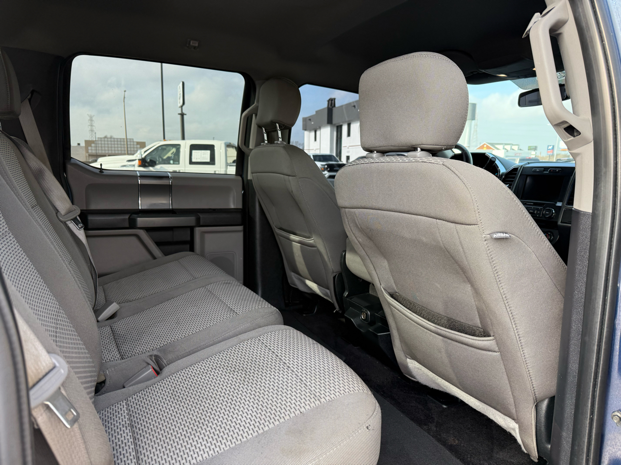 Ford F-150 4WD SuperCrew 139" XLT 2018