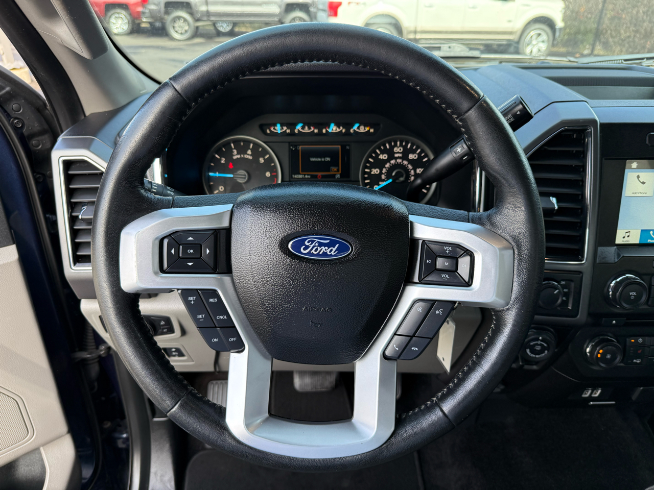 Ford F-150 4WD SuperCrew 139" XLT 2018