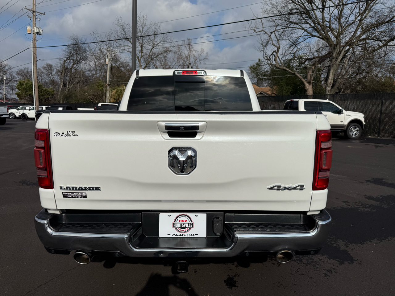 RAM 1500 Laramie 4x4 Crew Cab 5'7" Box 2020