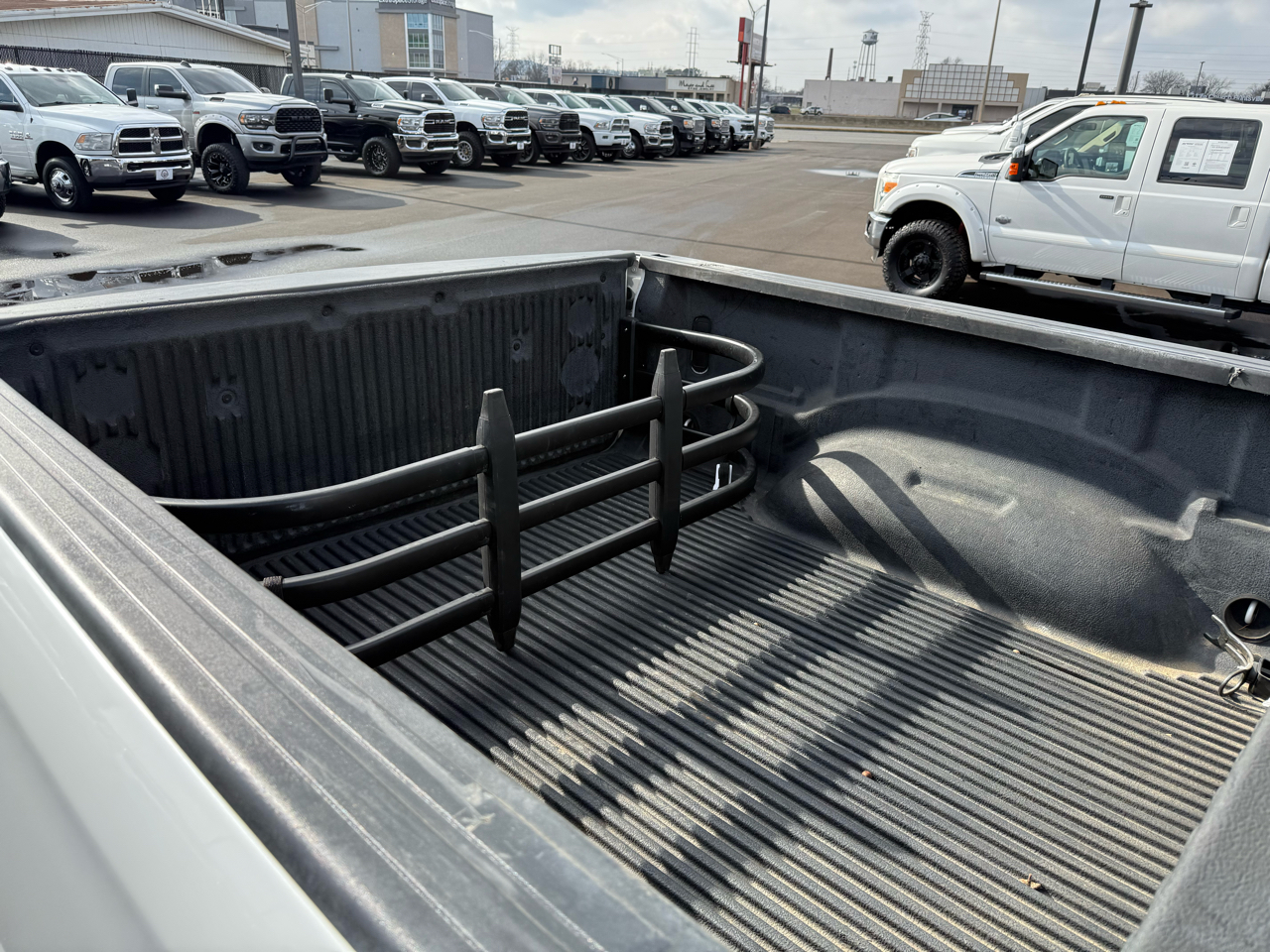 RAM 1500 Laramie 4x4 Crew Cab 5'7" Box 2020