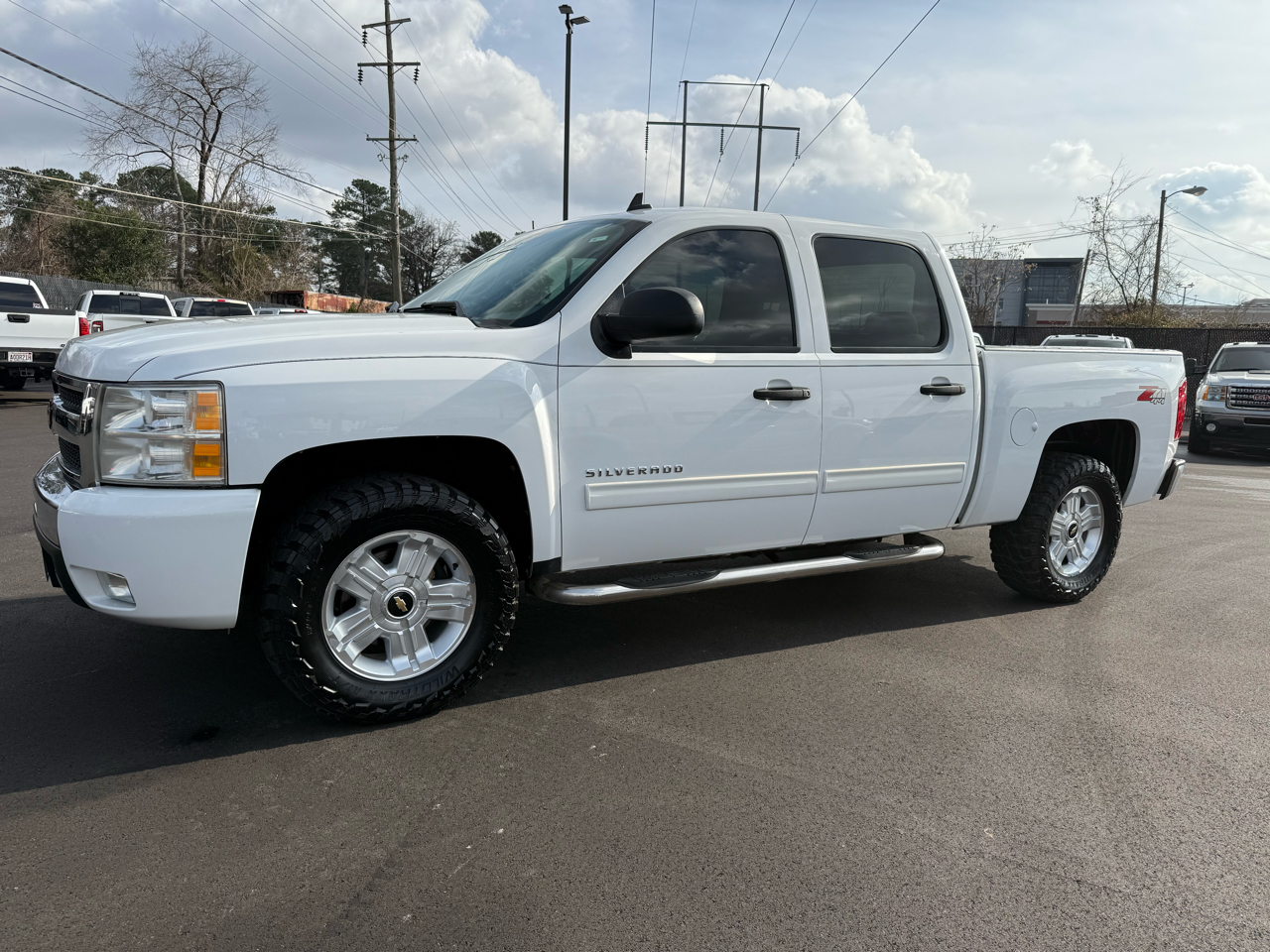 Chevrolet Silverado 1500 4WD Crew Cab 143.5" LT 2011