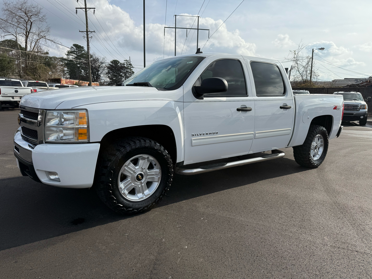 Chevrolet Silverado 1500 4WD Crew Cab 143.5" LT 2011