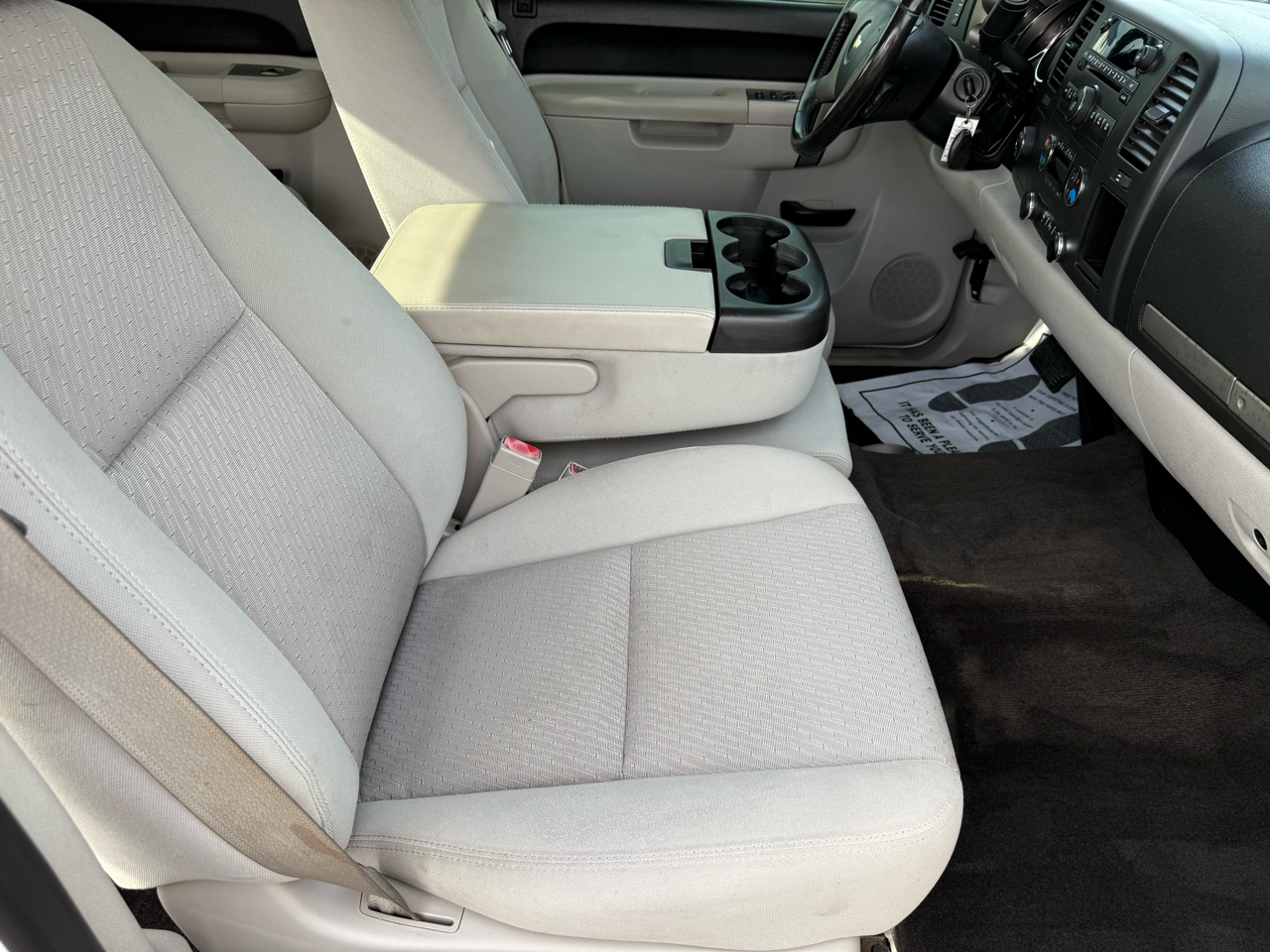 Chevrolet Silverado 1500 4WD Crew Cab 143.5" LT 2011