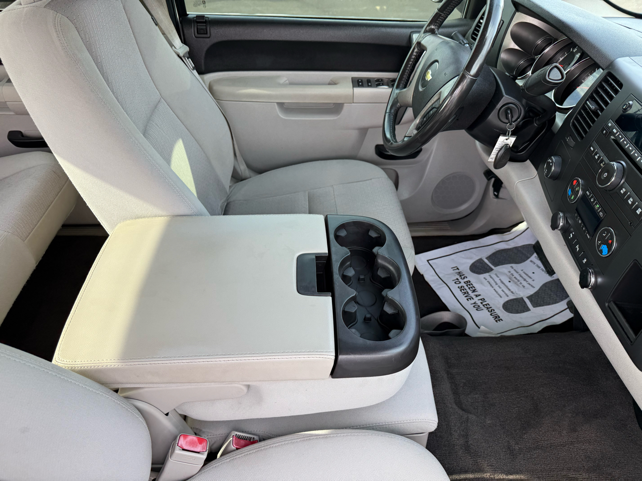 Chevrolet Silverado 1500 4WD Crew Cab 143.5" LT 2011