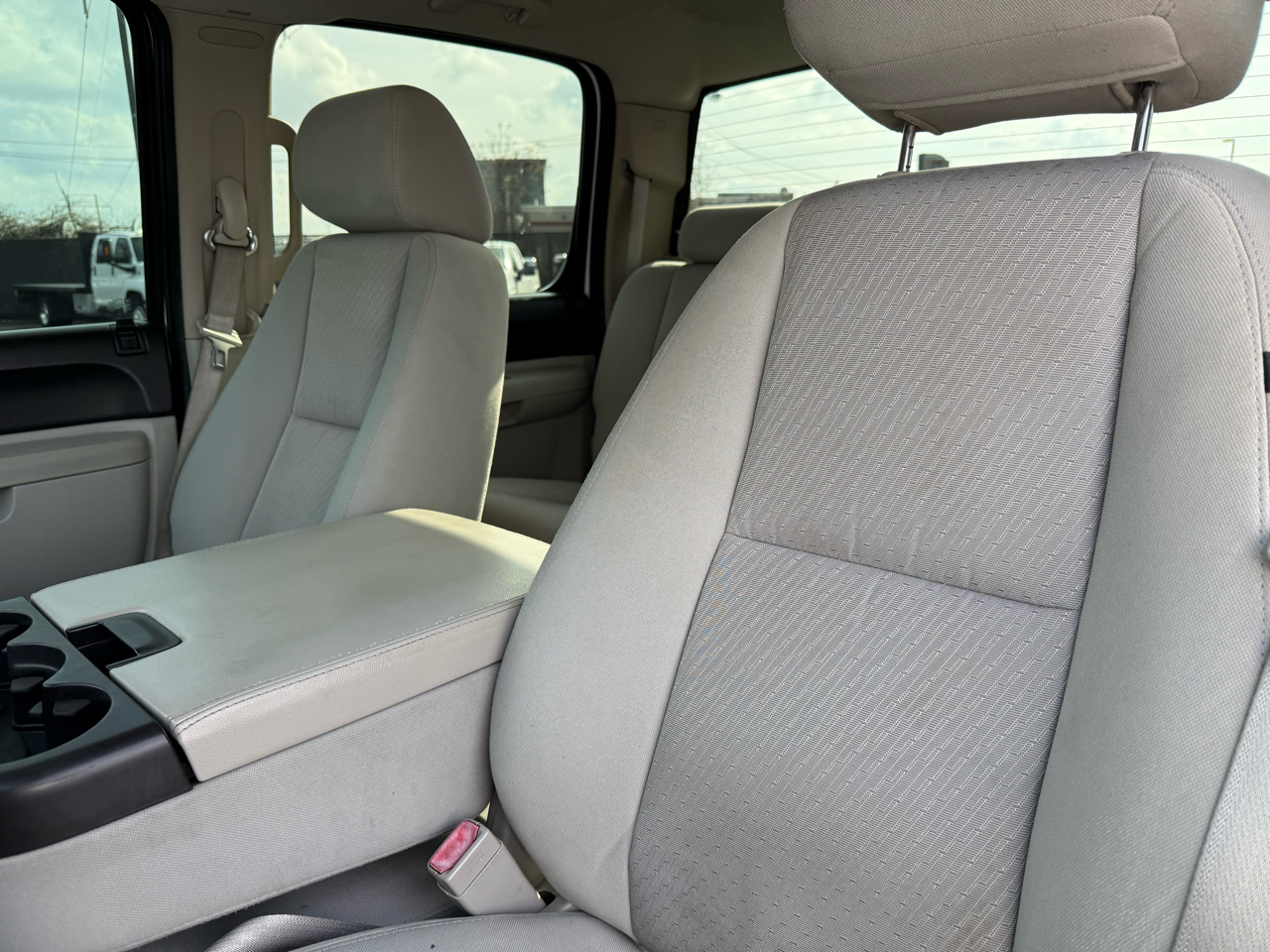 Chevrolet Silverado 1500 4WD Crew Cab 143.5" LT 2011