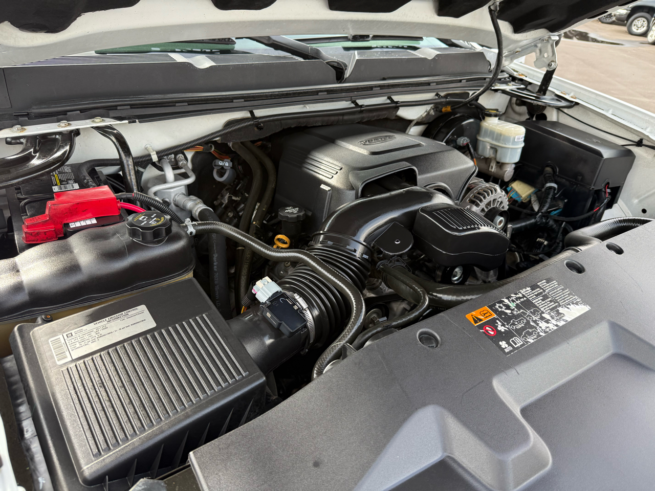 Chevrolet Silverado 1500 4WD Crew Cab 143.5" LT 2011