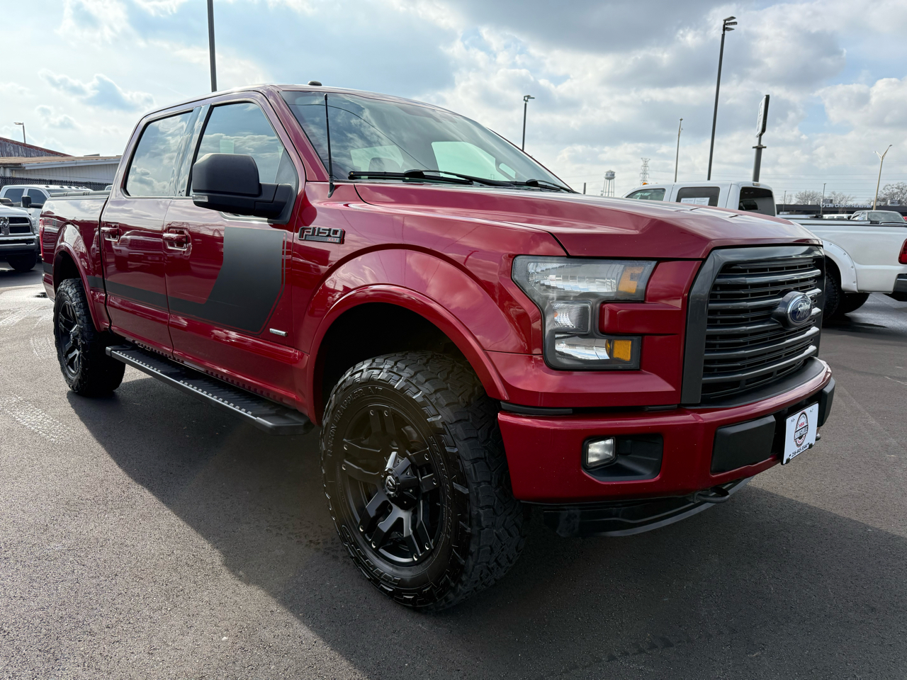 Ford F-150 4WD SuperCrew 139" XLT 2016