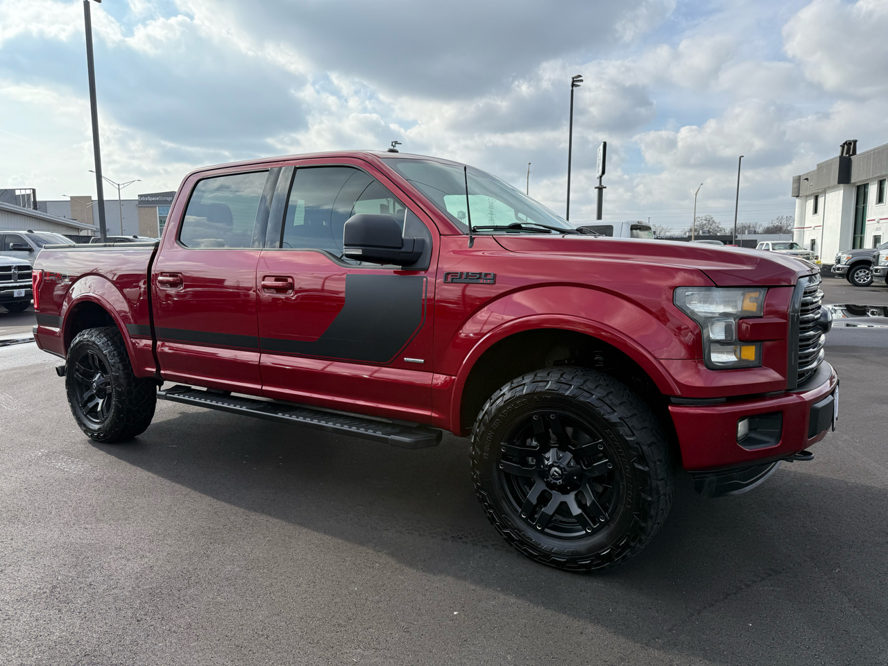 Ford F-150 4WD SuperCrew 139" XLT 2016