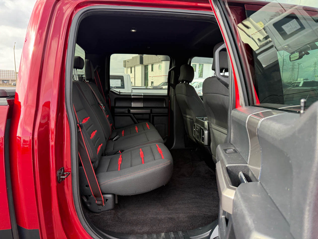 Ford F-150 4WD SuperCrew 139" XLT 2016