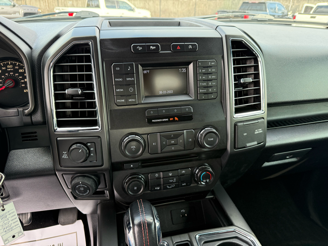 Ford F-150 4WD SuperCrew 139" XLT 2016