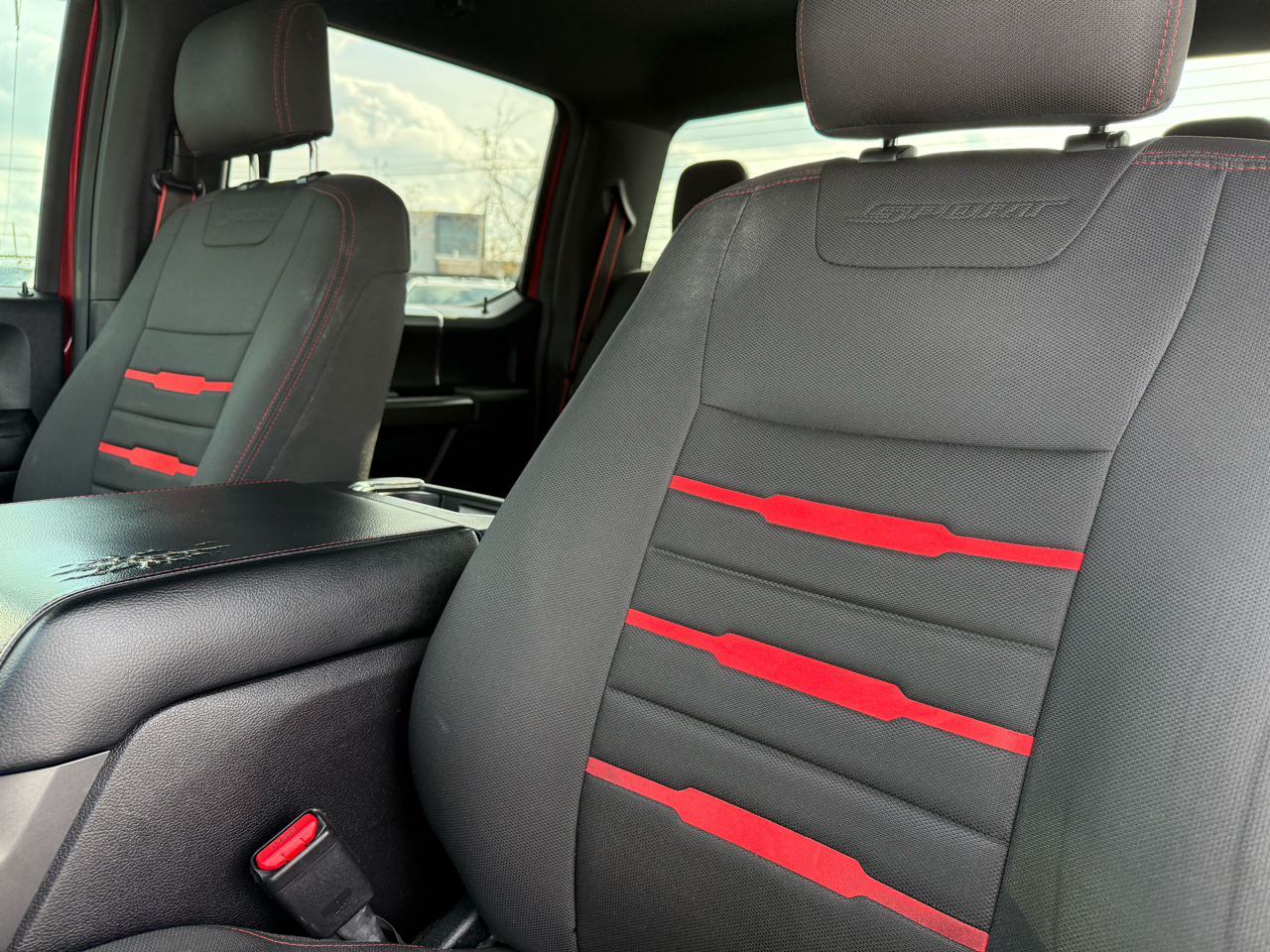 Ford F-150 4WD SuperCrew 139" XLT 2016