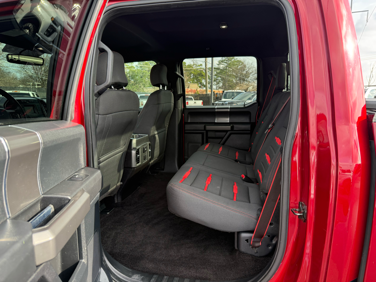 Ford F-150 4WD SuperCrew 139" XLT 2016