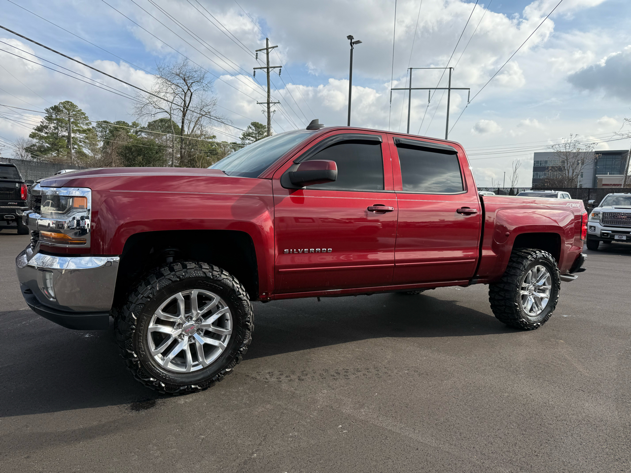 Chevrolet Silverado 1500 4WD Crew Cab 143.5" LT w/1LT 2017