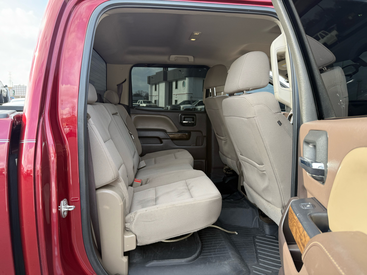 Chevrolet Silverado 1500 4WD Crew Cab 143.5" LT w/1LT 2017