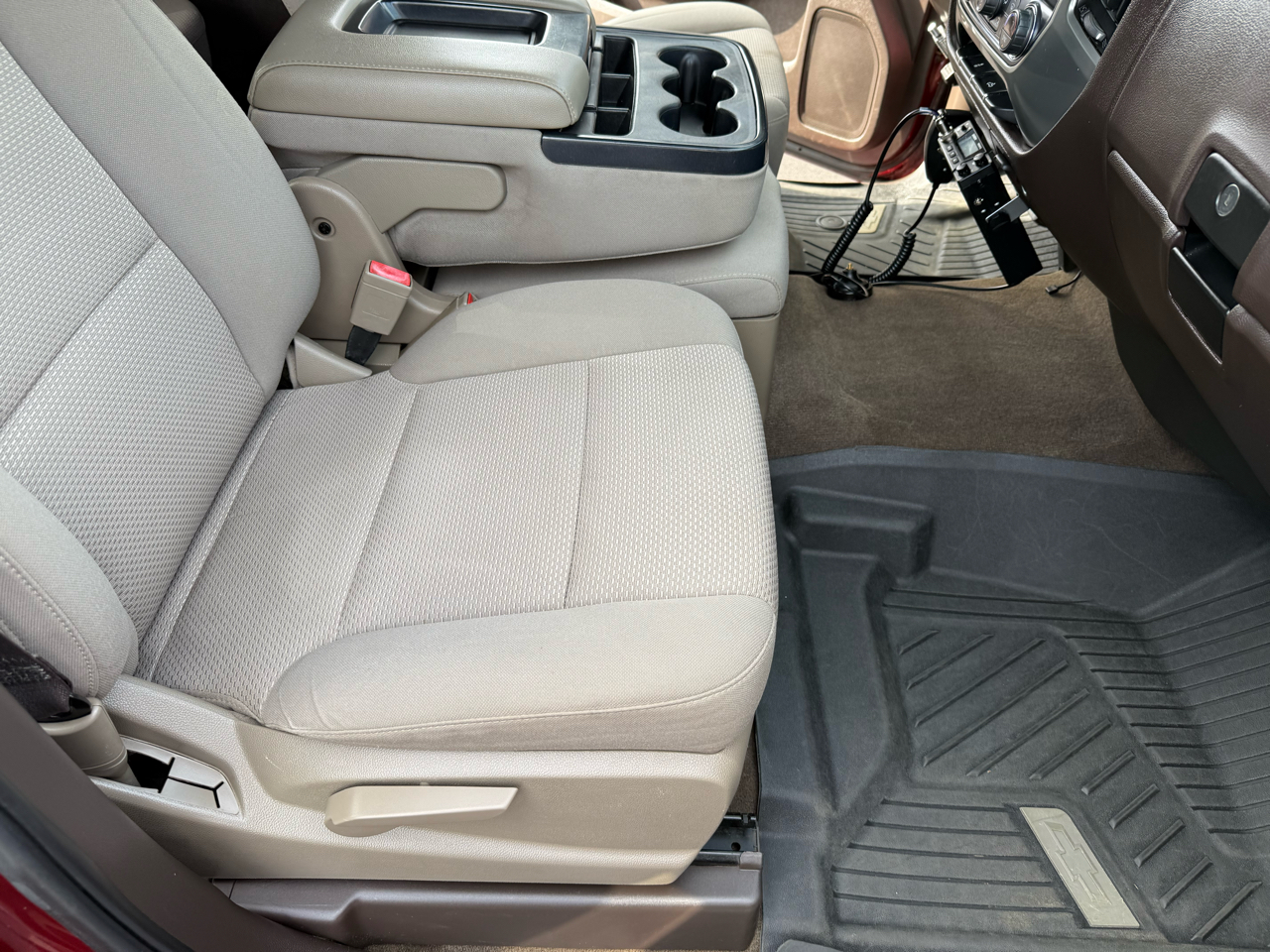 Chevrolet Silverado 1500 4WD Crew Cab 143.5" LT w/1LT 2017