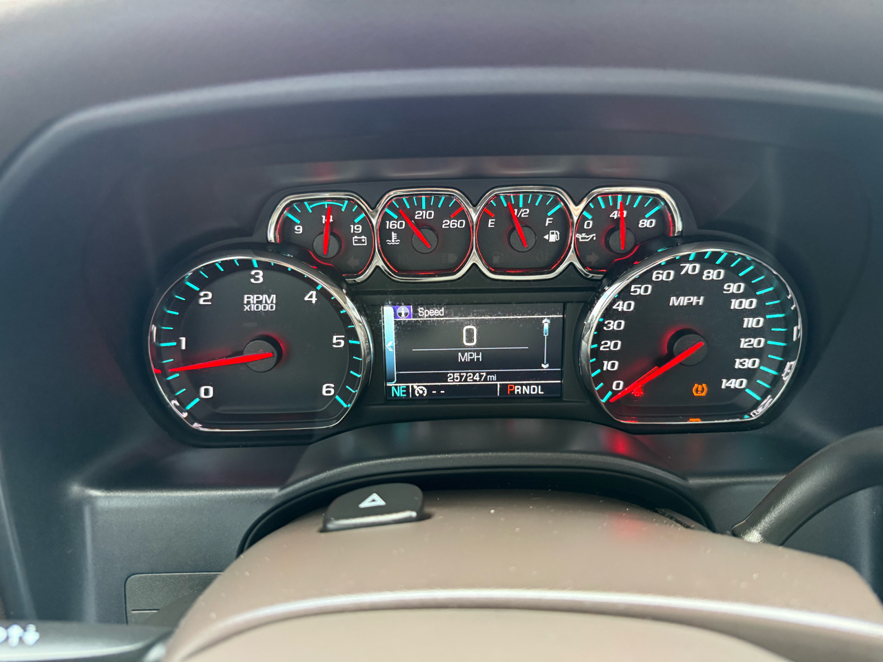 Chevrolet Silverado 1500 4WD Crew Cab 143.5" LT w/1LT 2017