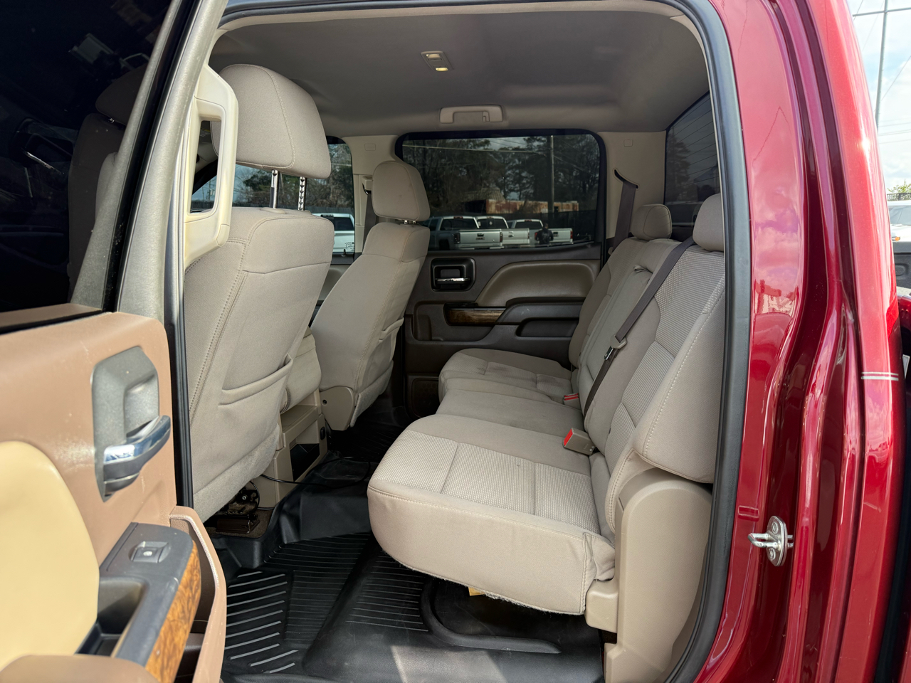 Chevrolet Silverado 1500 4WD Crew Cab 143.5" LT w/1LT 2017