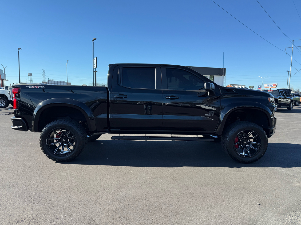Chevrolet Silverado 1500 4WD Crew Cab 147" RST 2021