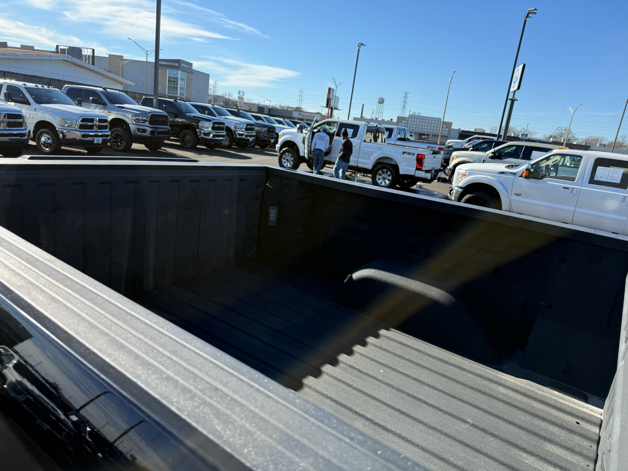 Chevrolet Silverado 1500 4WD Crew Cab 147" RST 2021