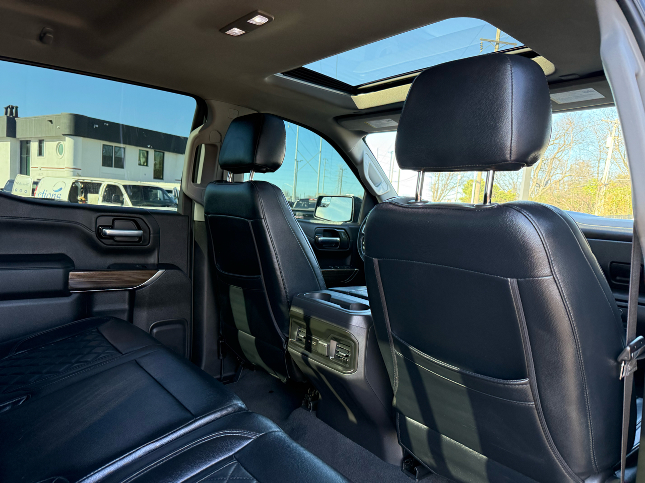 Chevrolet Silverado 1500 4WD Crew Cab 147" RST 2021