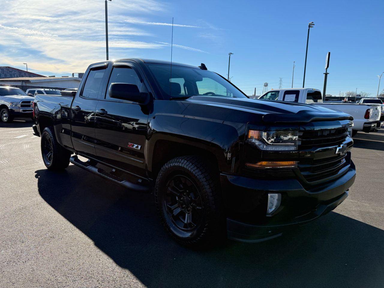Chevrolet Silverado 1500 4WD Double Cab 143.5" LT w/2LT 2017